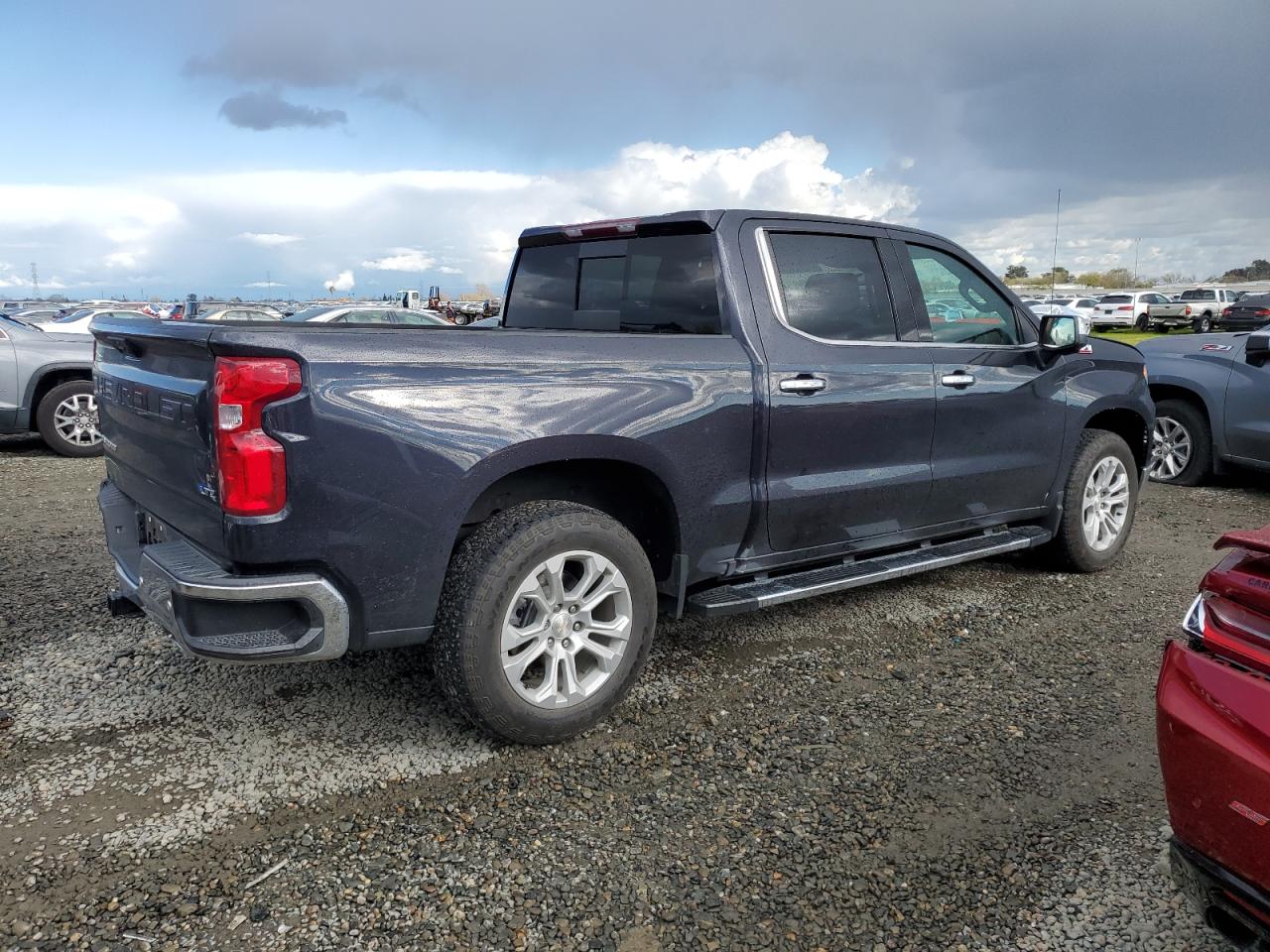 2022 Chevrolet Silverado VIN 1GCUDGET0NZ633778 Copart auction photo, rear end damage thumbnail 3