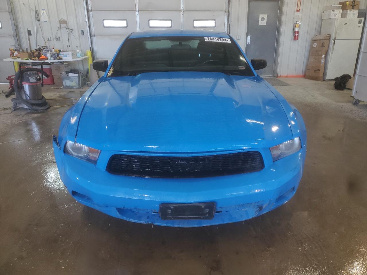 2010 Ford Mustang VIN 1ZVBP8AN1A5125779 Copart auction photo, front end / side damage thumbnail 5