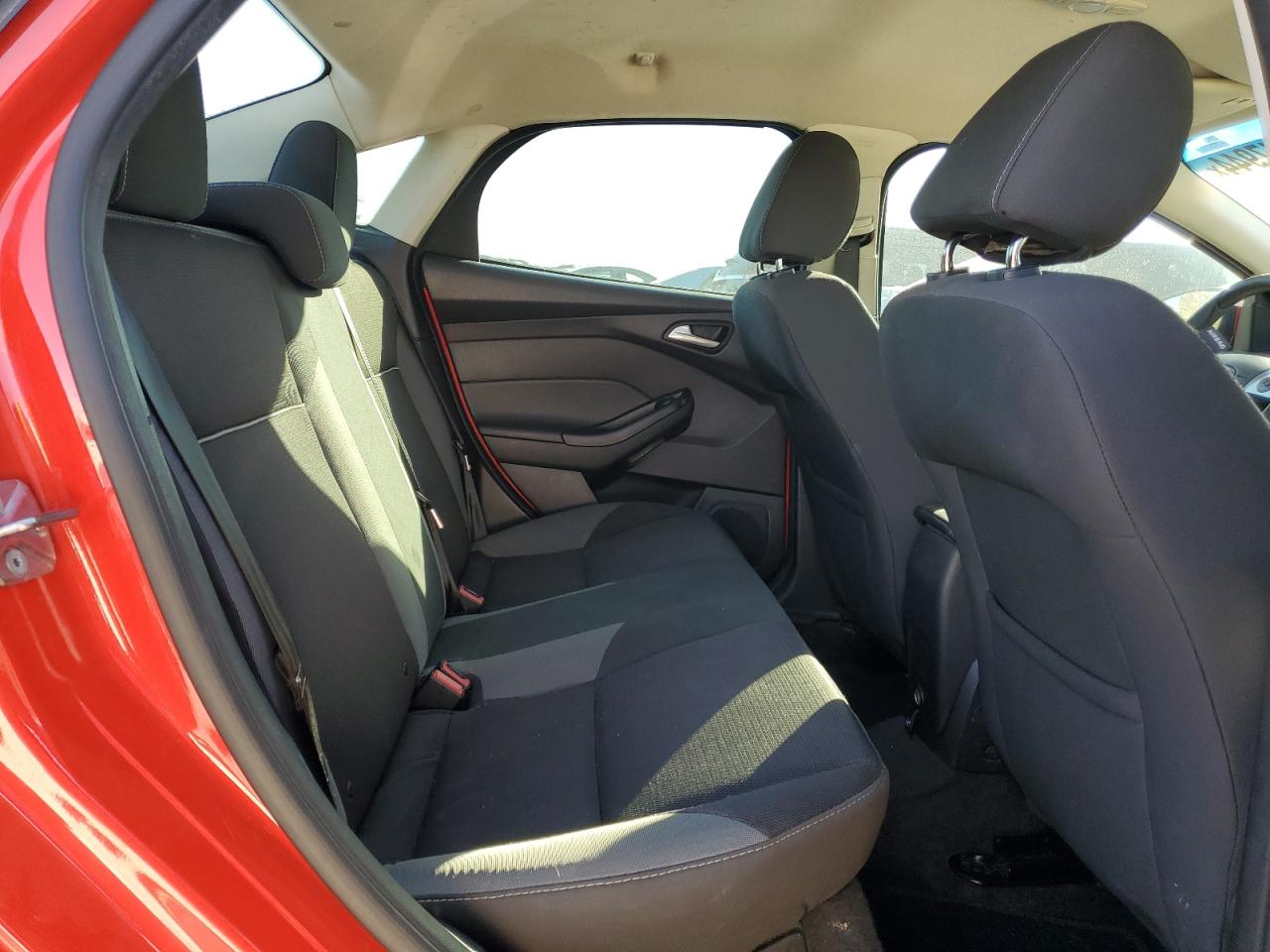 2014 Ford Focus VIN 1FADP3F29EL319349 Copart auction photo, hail damage thumbnail 10