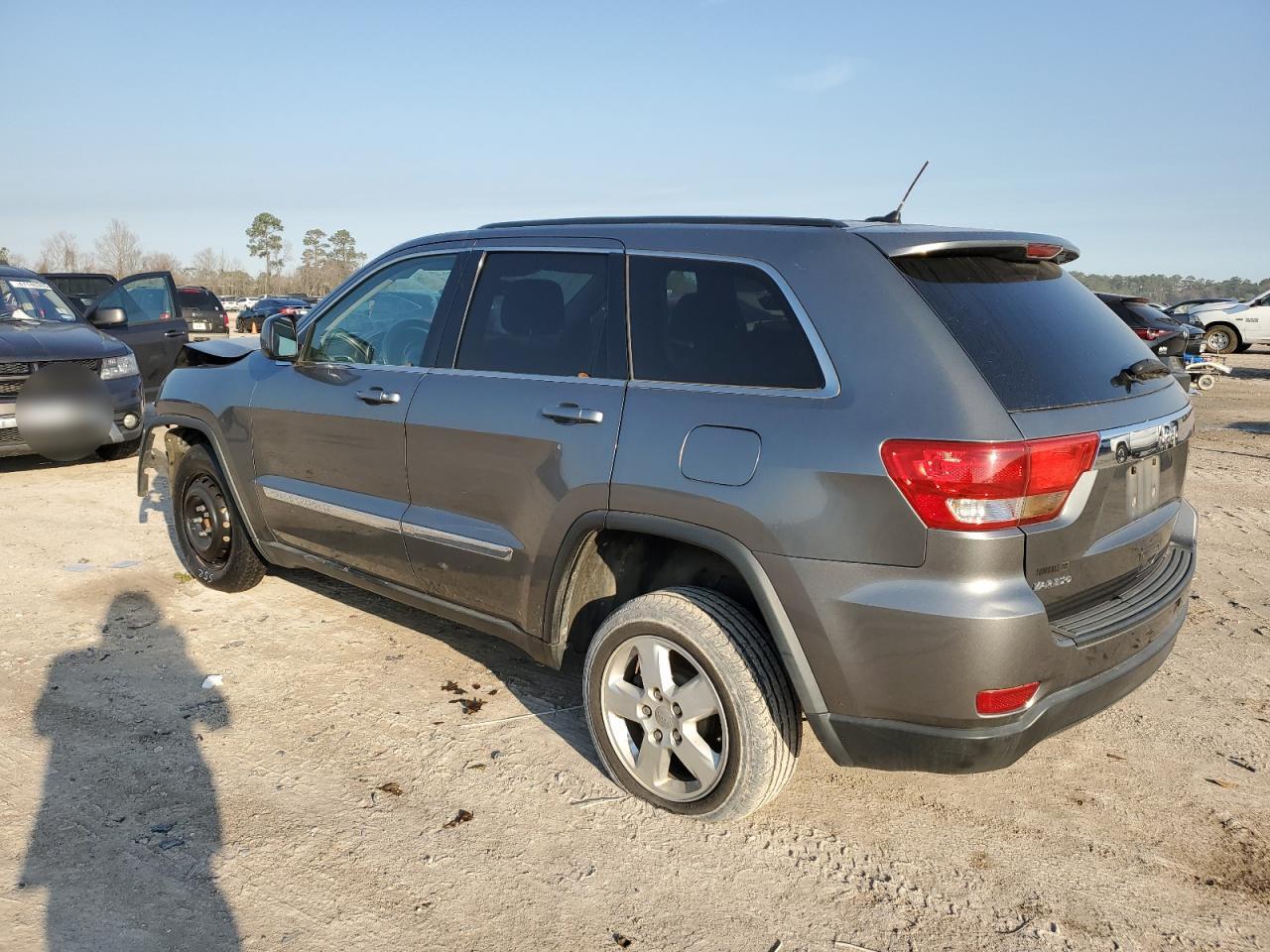 2012 Jeep Grand Cherokee VIN 1C4RJEAG3CC237632 Copart auction photo, front end / minor dent/scratches damage thumbnail 2