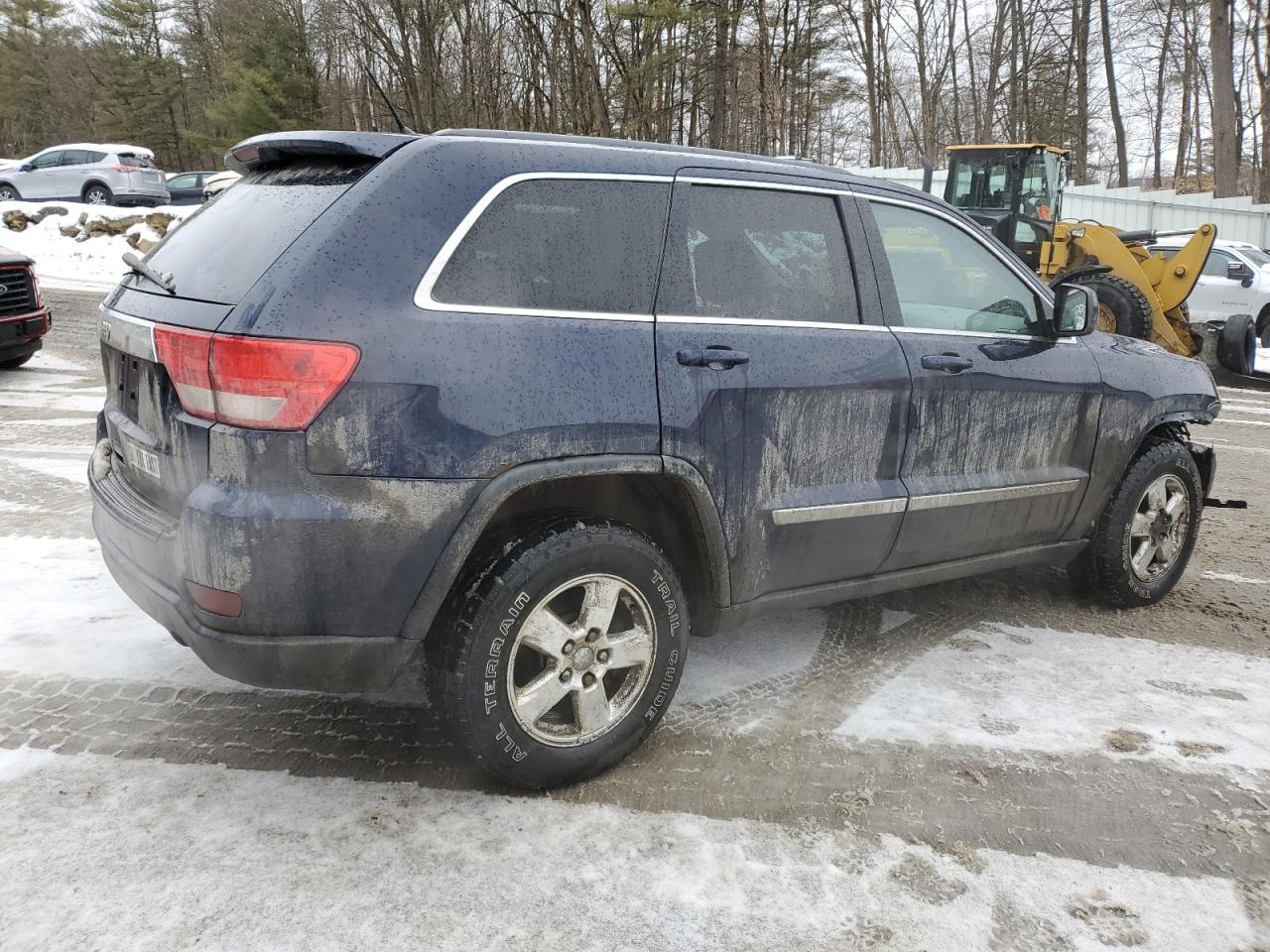 2013 Jeep Grand Cherokee VIN 1C4RJFAG6DC585609 Copart auction photo, front end / minor dent/scratches damage thumbnail 3