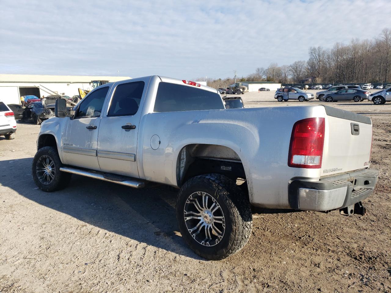 2011 GMC Sierra VIN 1GT120C86BF149626 Copart auction photo, front end / undercarriage damage thumbnail 2