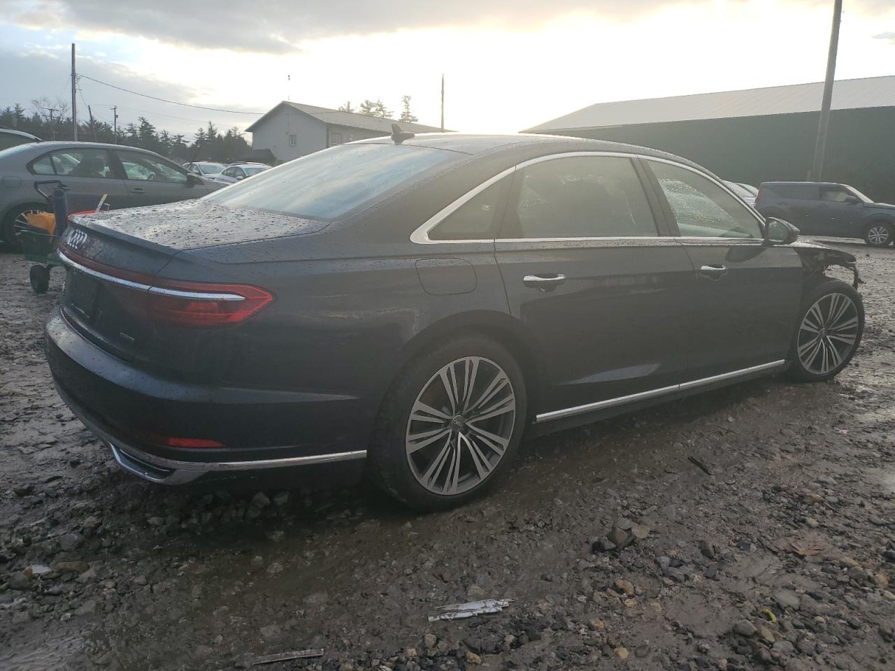 2019 Audi A8 VIN WAU8EAF82KN024763 Copart auction photo, front end / minor dent/scratches damage thumbnail 3