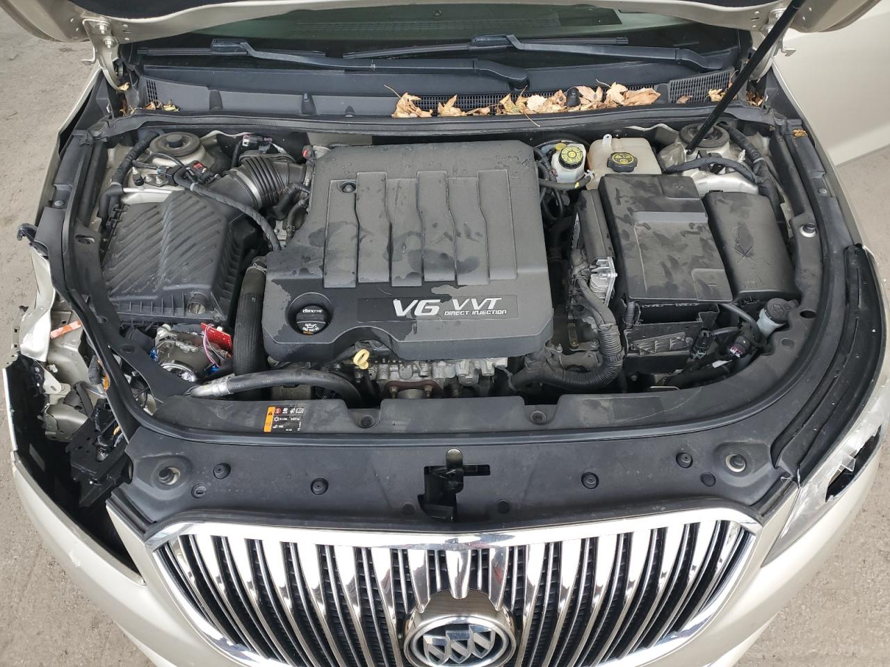 2015 Buick LaCrosse VIN 1G4GD5G35FF116277 Copart auction photo, front end / side damage thumbnail 11