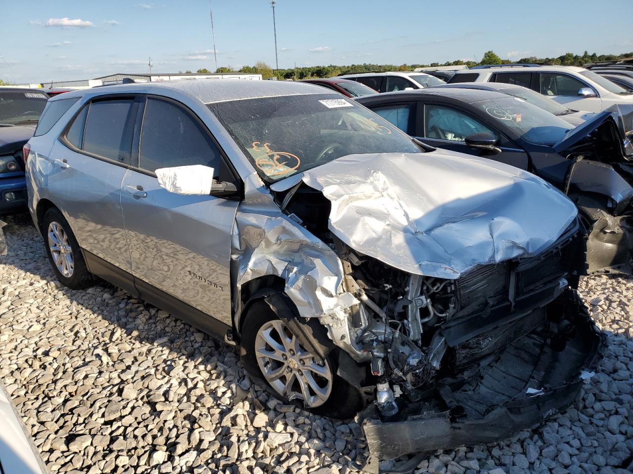 2018 Chevrolet Equinox VIN 3GNAXHEV5JS571262 Copart auction photo, front end damage thumbnail 4