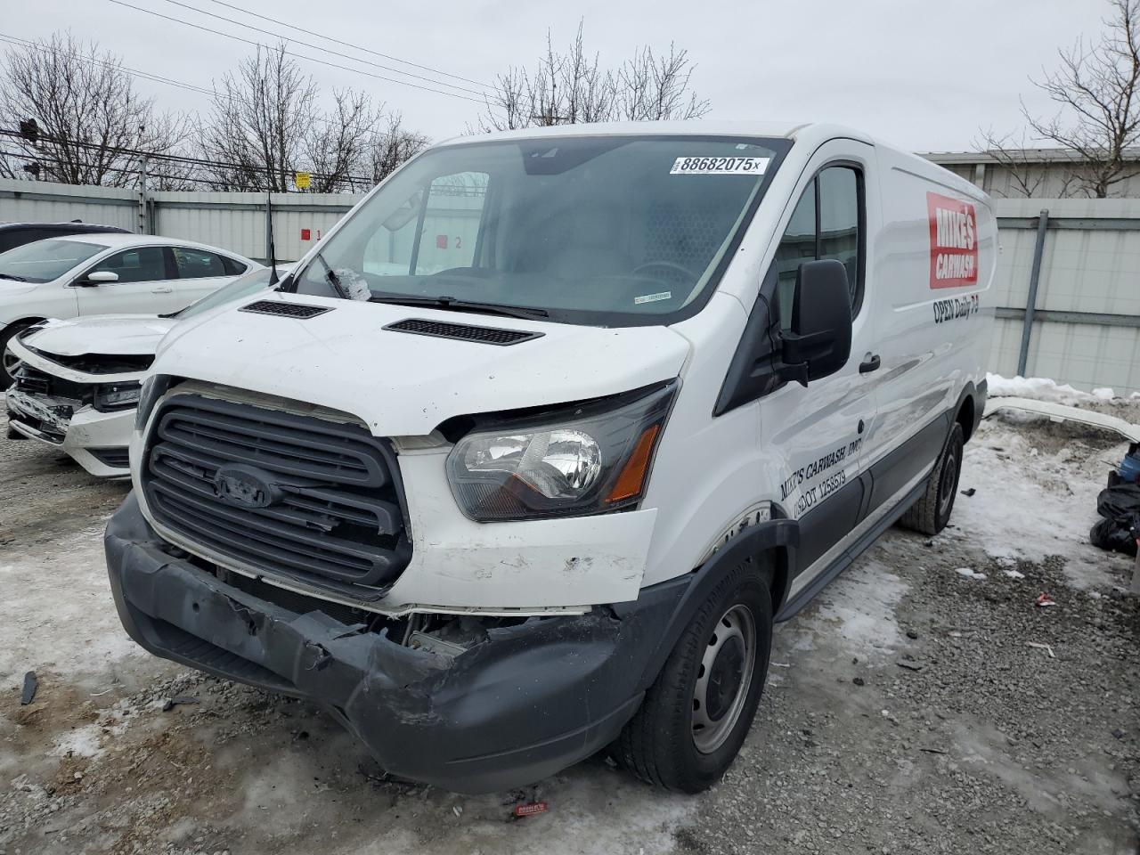 2018 Ford Transit VIN 1FTYR1ZM2JKA51395
