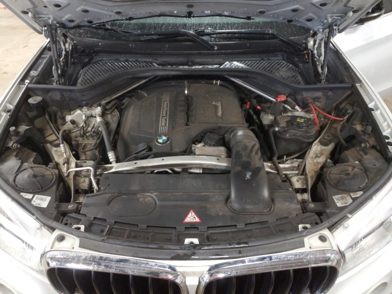 2015 BMW X5 VIN 5UXKR0C51F0K59187 Copart auction photo, minor dent/scratches damage thumbnail 12