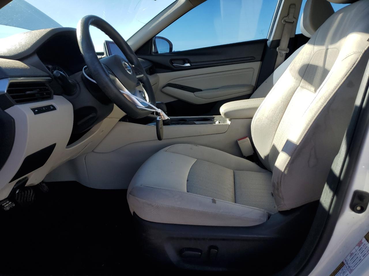 2019 Nissan Altima VIN 1N4BL4BV6KC201683 Copart auction photo, front end / minor dent/scratches damage thumbnail 7