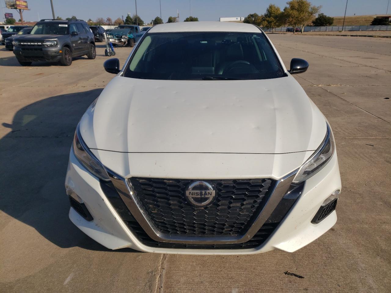 2019 Nissan Altima VIN 1N4BL4CV3KC221064 Copart auction photo, hail damage thumbnail 4