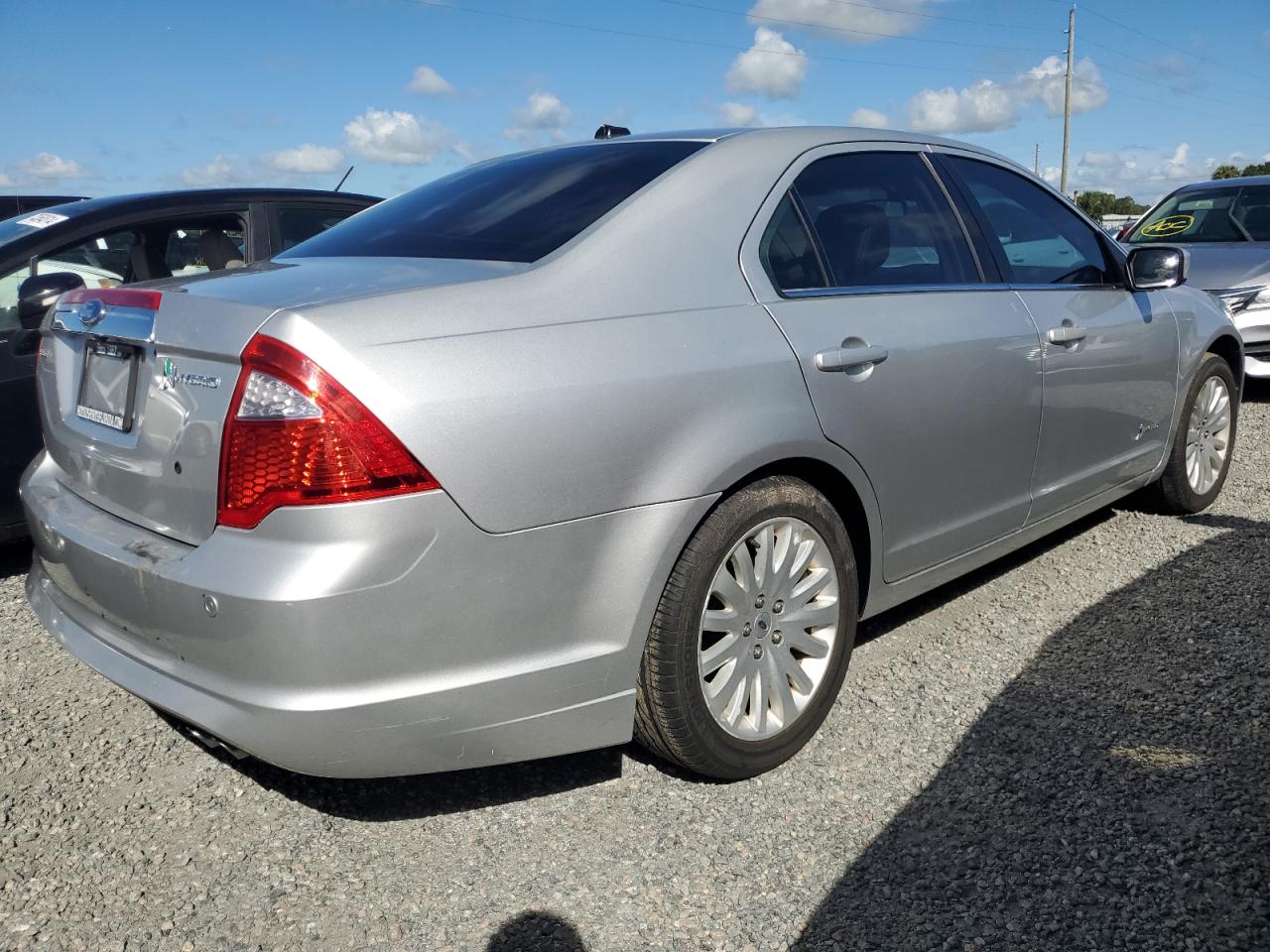 2011 Ford Fusion VIN 3FADP0L31BR308130 Copart auction photo, water/flood damage thumbnail 3