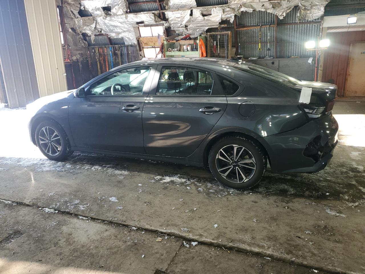 2023 KIA Forte VIN 3KPF24AD9PE614883 Copart auction photo, rear end / side damage thumbnail 2