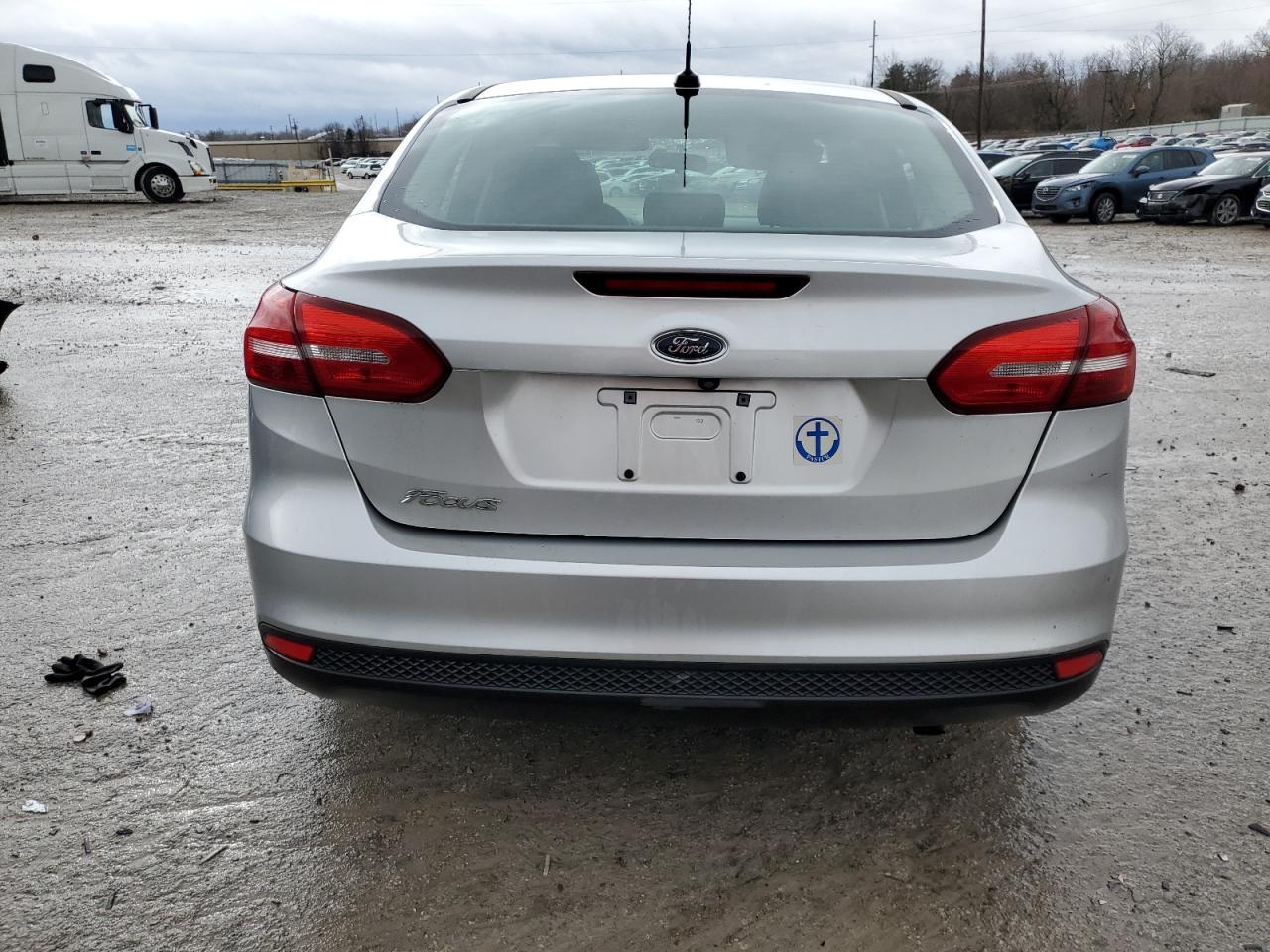 2017 Ford Focus VIN 1FADP3E23HL332099 Copart auction photo, side / rear end damage thumbnail 6