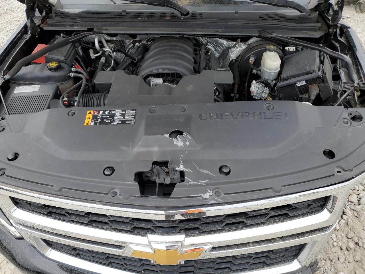 2018 Chevrolet Suburban VIN 1GNSCHKCXJR255961 Copart auction photo, front end / side damage thumbnail 13