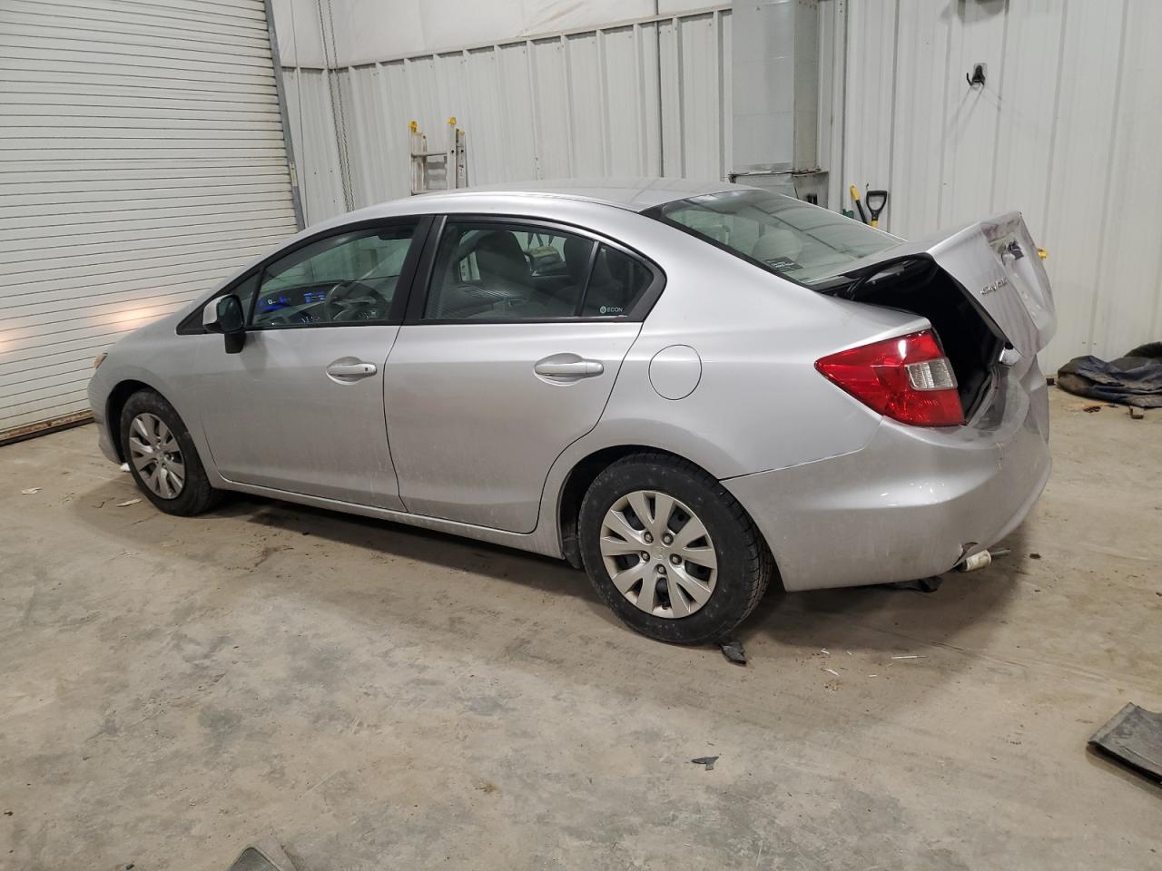 2012 Honda Civic VIN 19XFB2F55CE055882 Copart auction photo, rear end / minor dent/scratches damage thumbnail 2