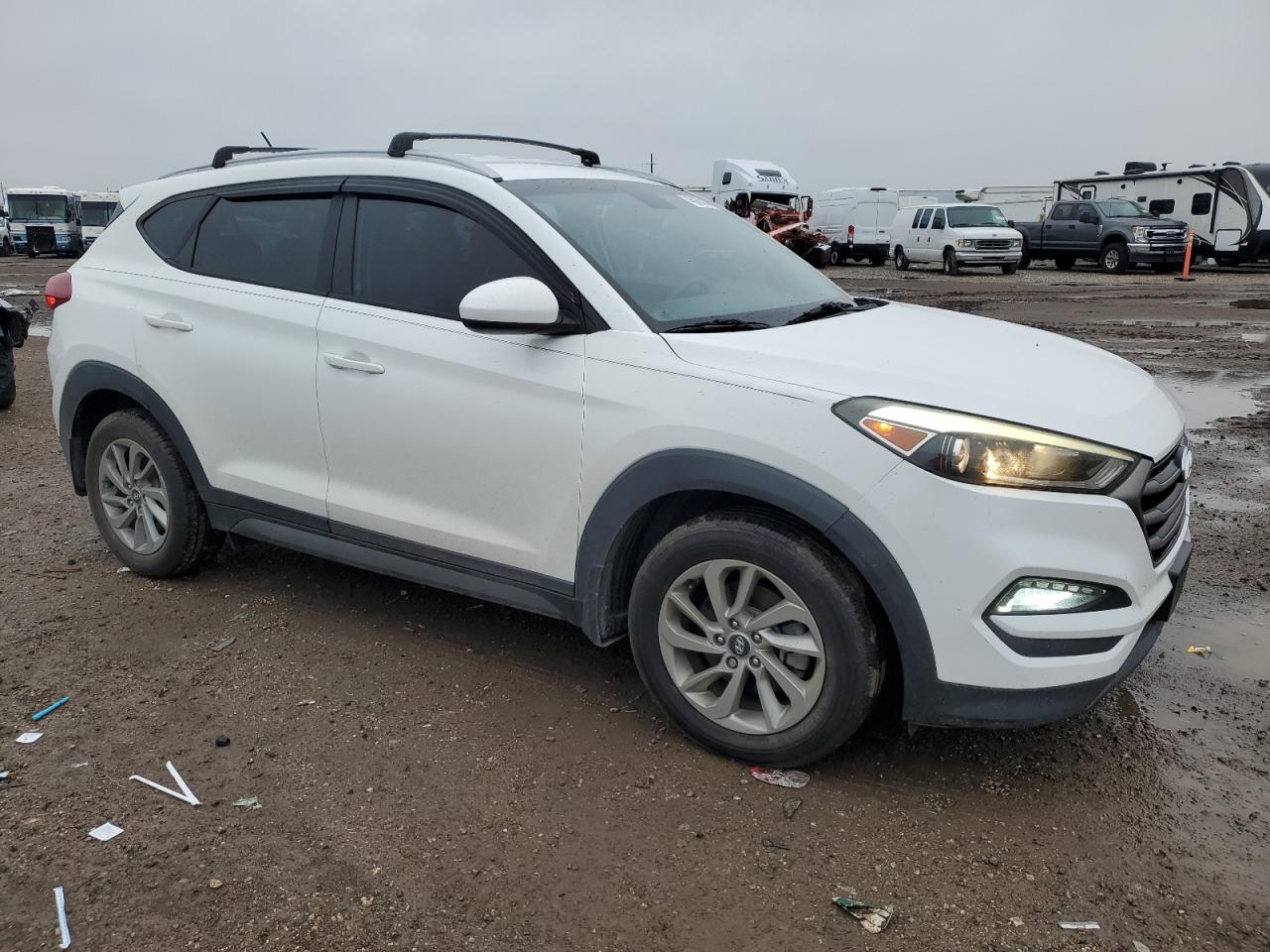 2016 Hyundai Tucson VIN KM8J33A41GU221135 Copart auction photo, front end / minor dent/scratches damage thumbnail 4