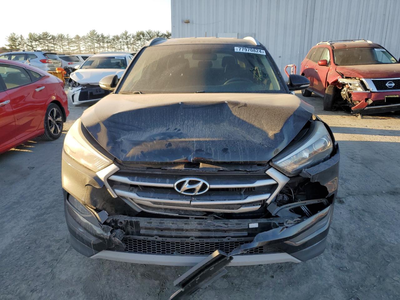 2017 Hyundai Tucson VIN KM8J3CA2XHU530859 Copart auction photo, front end damage thumbnail 5
