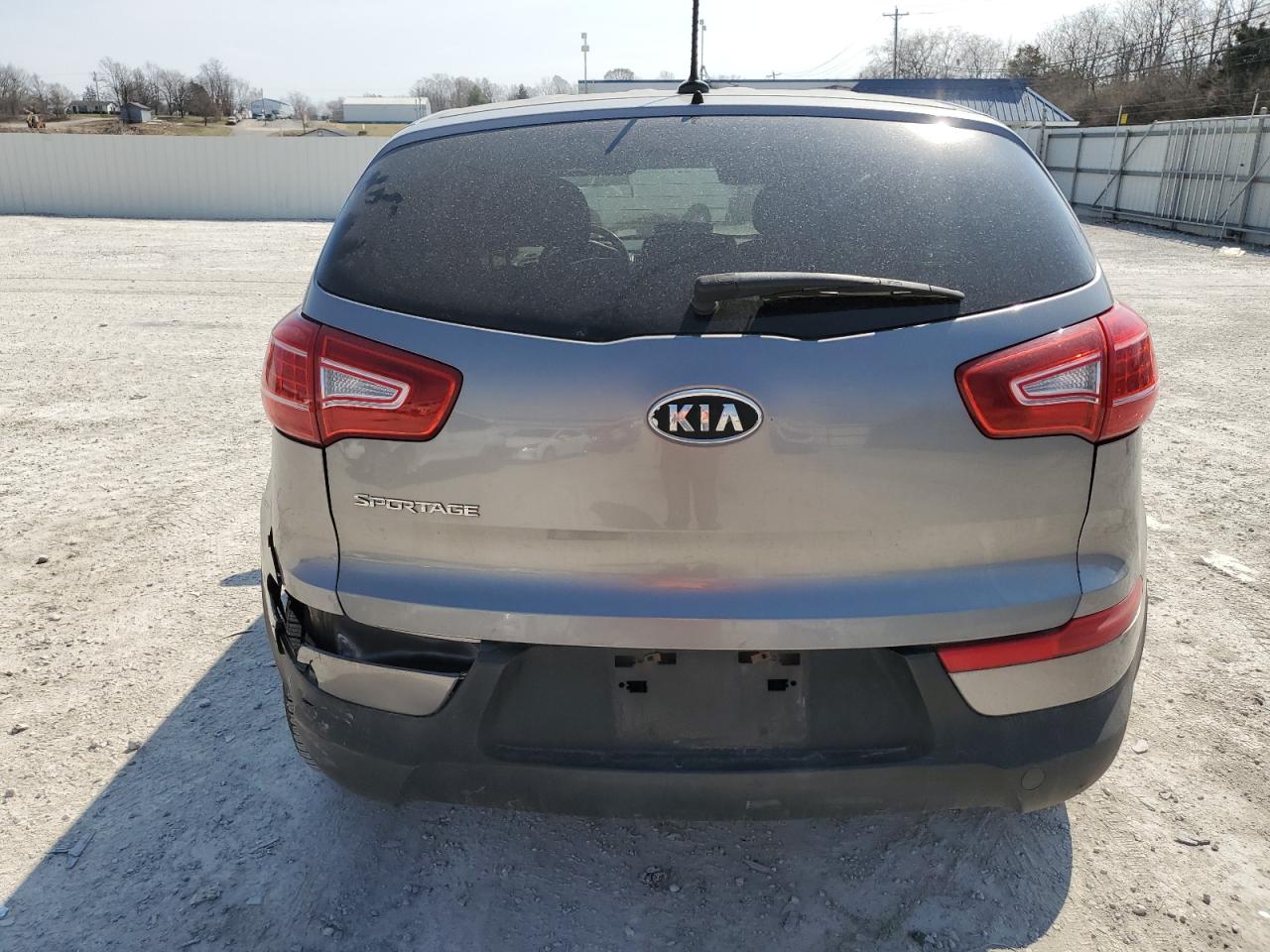 2011 KIA Sportage VIN KNDPB3A25B7053149 Copart auction photo, side / minor dent/scratches damage thumbnail 6