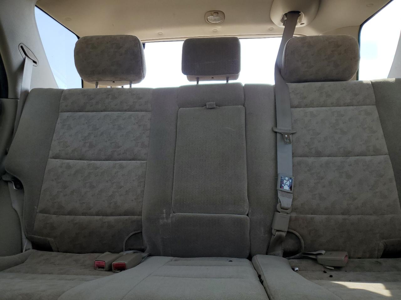 2006 KIA Sorento VIN KNDJD733165572410 Copart auction photo, rear end / side damage thumbnail 10