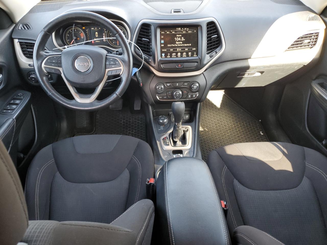 2016 Jeep Grand Cherokee VIN 1C4PJMCB6GW204907 Copart auction photo, front end damage thumbnail 8