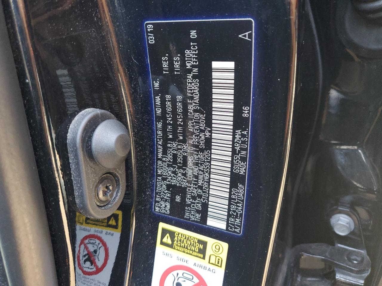 2019 Toyota Highlander VIN 5TDJZRFH6KS591205 Copart auction photo, front end / side damage thumbnail 14