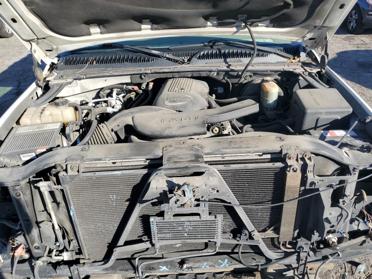 2002 Chevrolet Tahoe VIN 1GNEC13T02R180935 Copart auction photo, front end / minor dent/scratches damage thumbnail 12