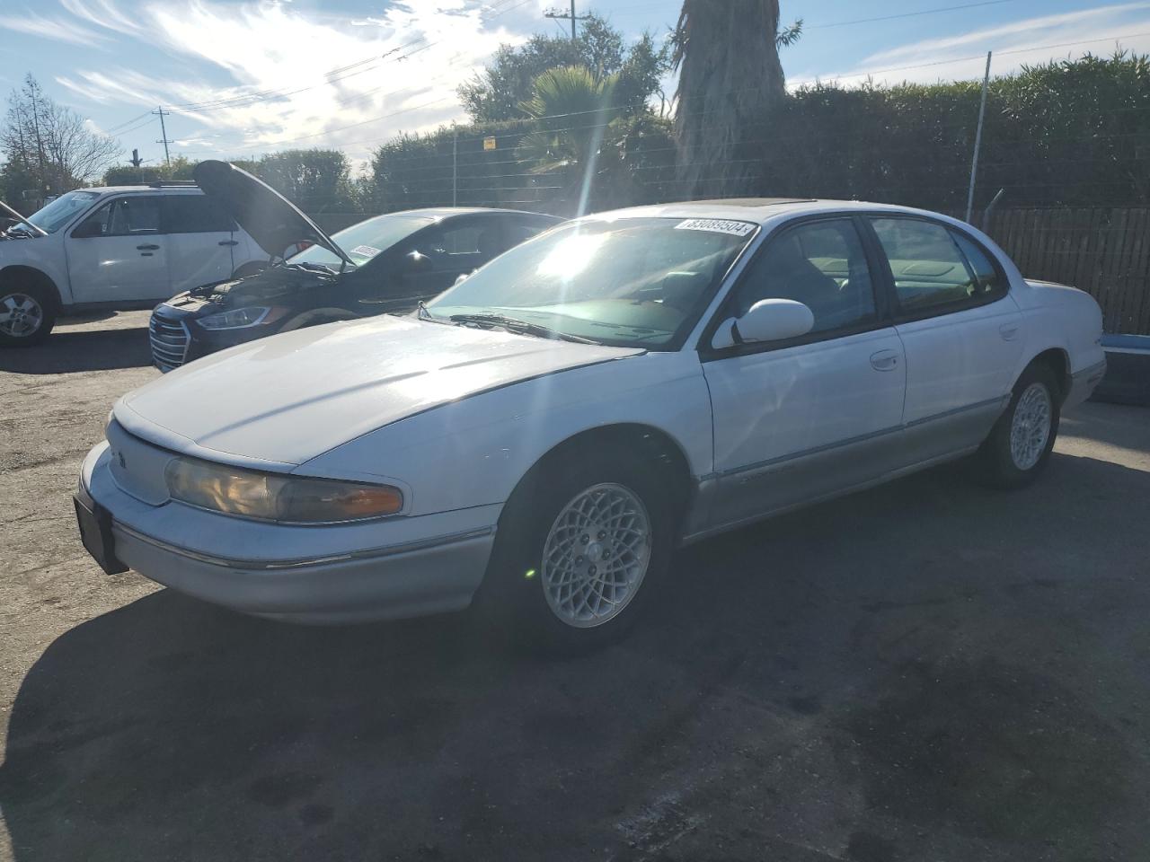 1994 Chrysler LHS VIN 2C3ED56F9RH225470 - Copart auction photo