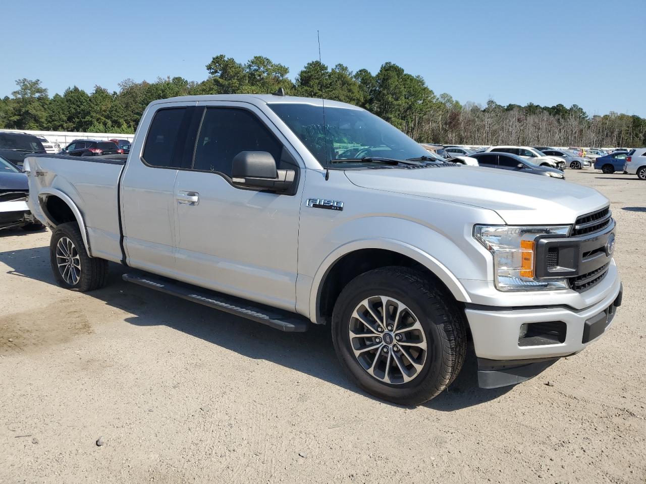 2019 Ford F-150 VIN 1FTEX1C40KKE28633 Copart auction photo, rear end damage thumbnail 4