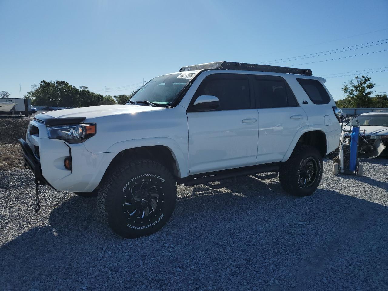 2019 Toyota 4Runner VIN JTEZU5JR7K5196882 - Copart auction photo