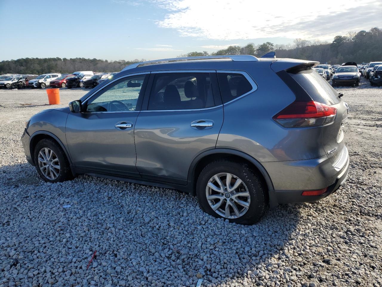 2018 Nissan Rogue VIN JN8AT2MT8JW489858 Copart auction photo, vandalism / minor dent/scratches damage thumbnail 2