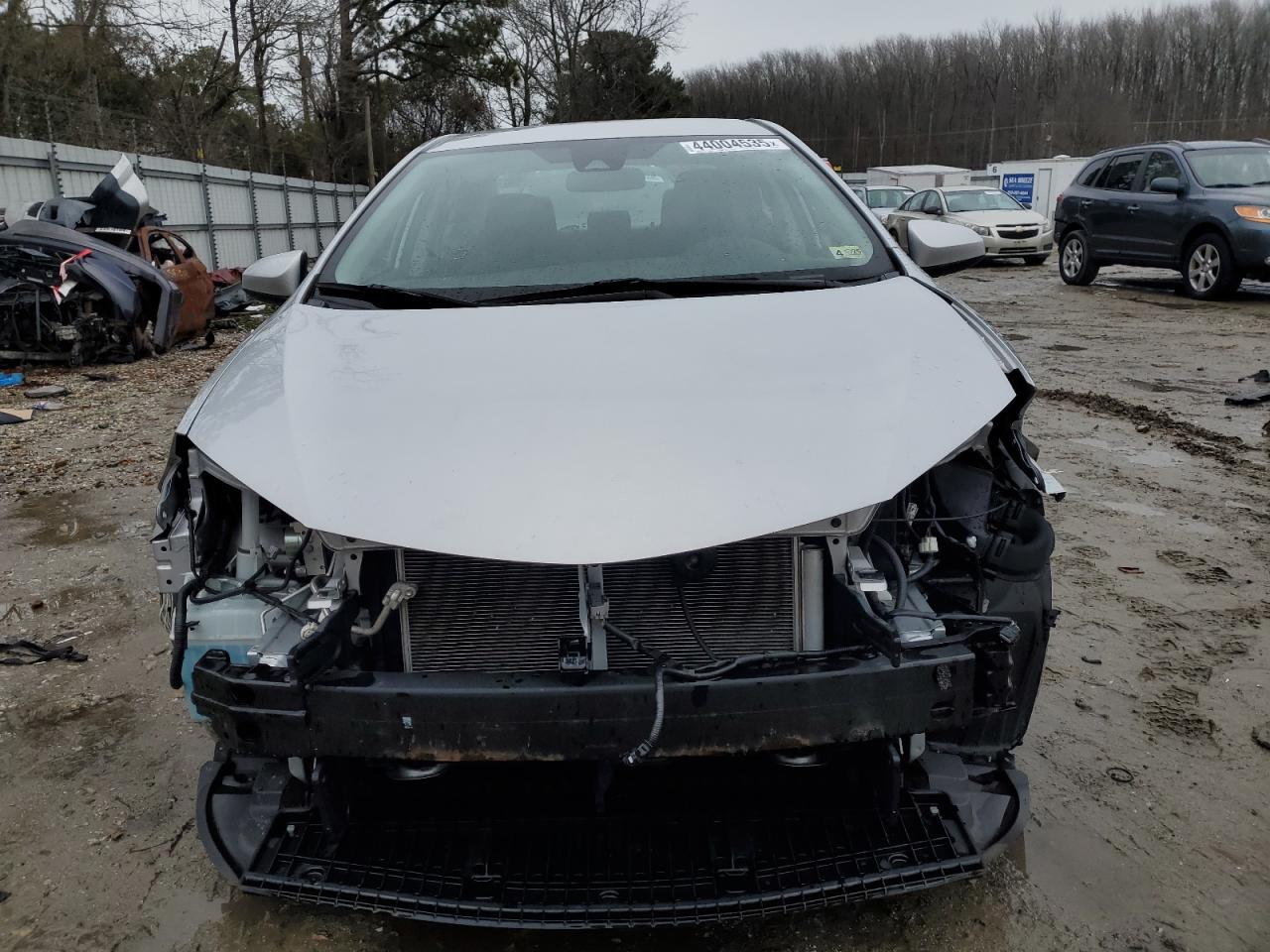 2018 Toyota Corolla VIN 2T1BURHE2JC041979 Copart auction photo, front end / side damage thumbnail 5
