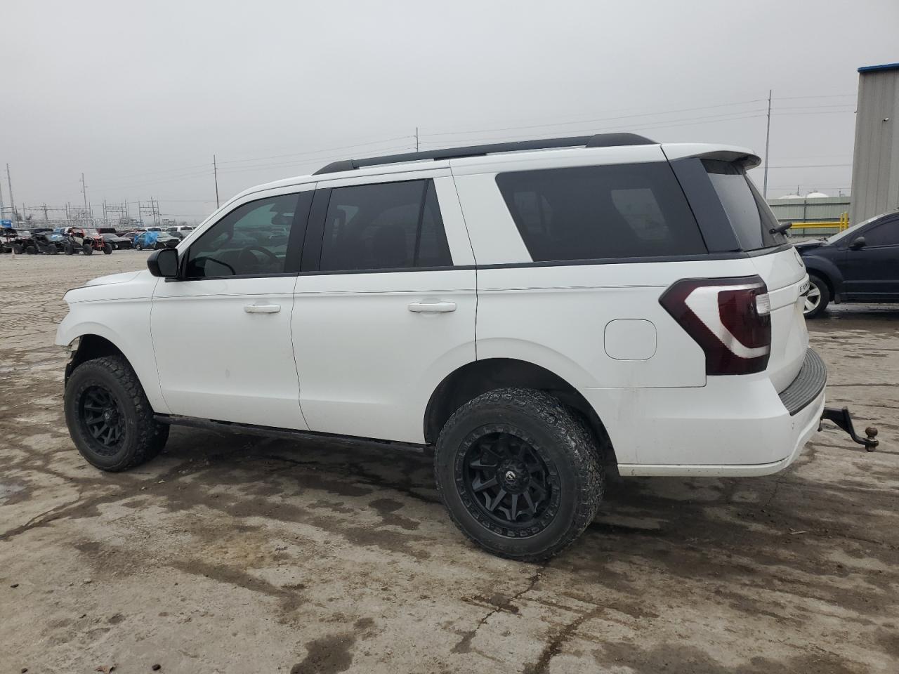 2021 Ford Expedition VIN 1FMJU1GT6MEA02242 Copart auction photo, front end damage thumbnail 2