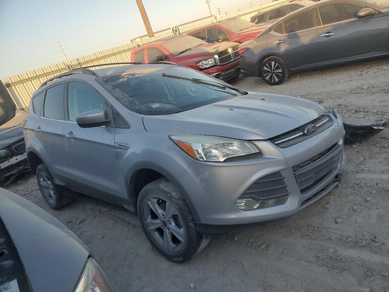 2013 Ford Escape VIN 1FMCU0GX2DUD53340 Copart auction photo, front end / side damage thumbnail 4