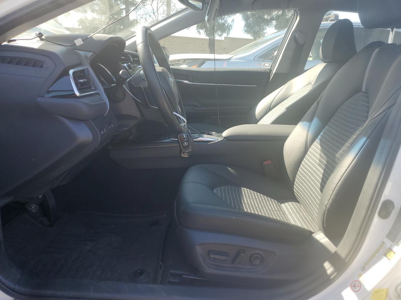 2018 Toyota Camry VIN 4T1B11HK9JU627691 Copart auction photo, front end damage thumbnail 7