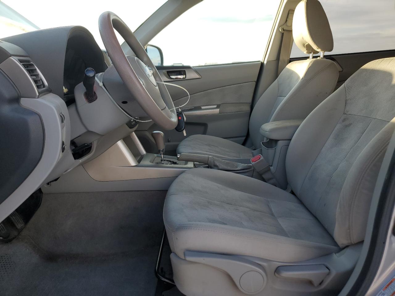 2009 Subaru Forester VIN JF2SH63649H747847 Copart auction photo, side / hail damage thumbnail 7