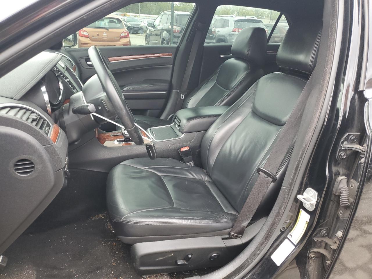 2014 Chrysler 300 VIN 2C3CCAAG6EH150904 Copart auction photo, vandalism / all over damage thumbnail 7