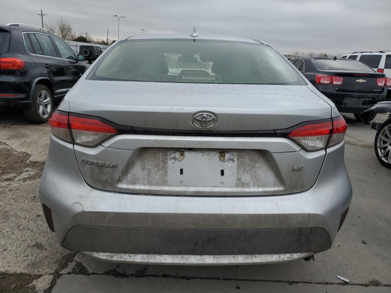 2020 Toyota Corolla VIN JTDEPRAE8LJ035271 Copart auction photo, side / front end damage thumbnail 6