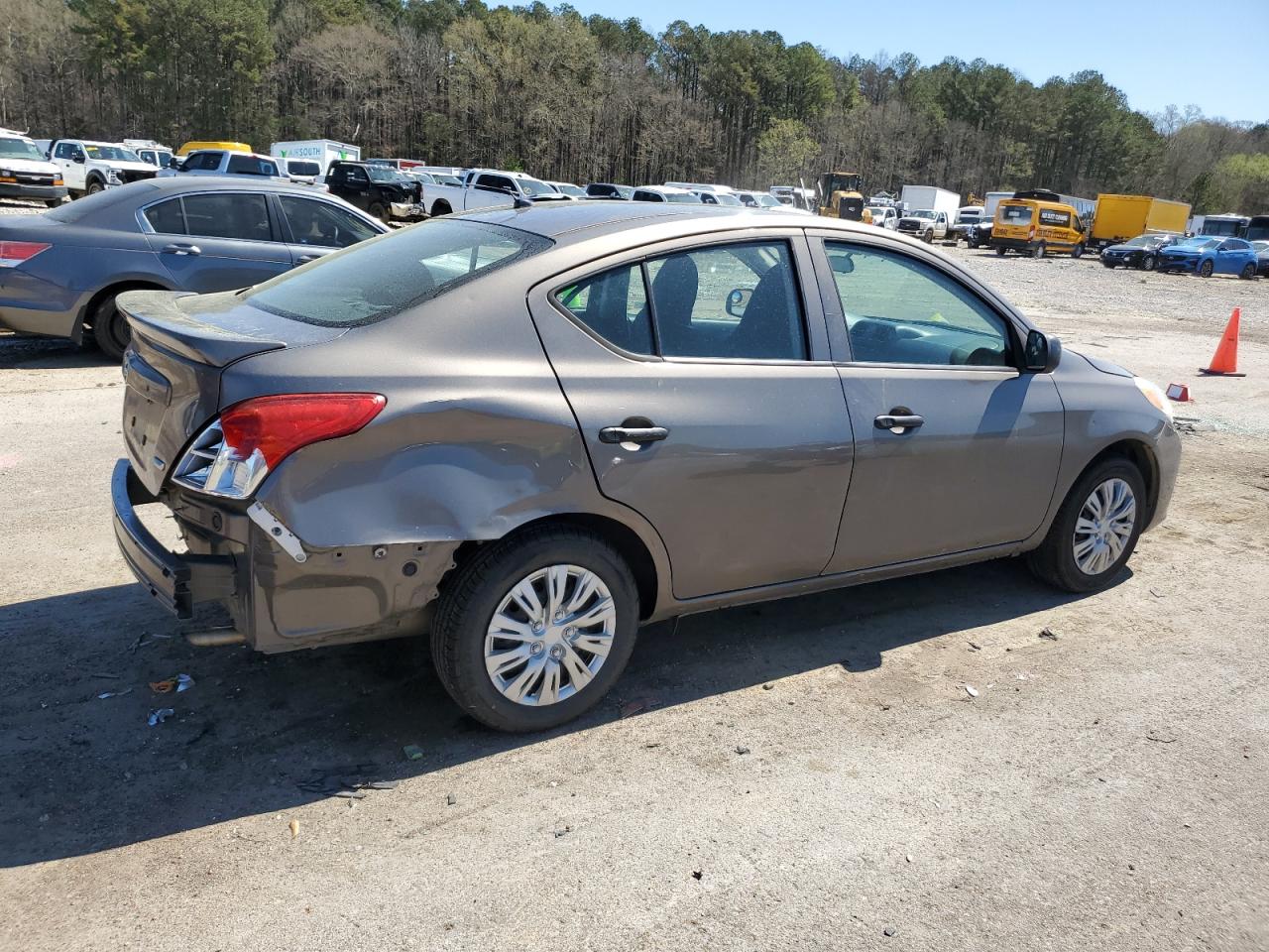2014 Nissan Versa VIN 3N1CN7AP7EL850563 Copart auction photo, rear end / minor dent/scratches damage thumbnail 3