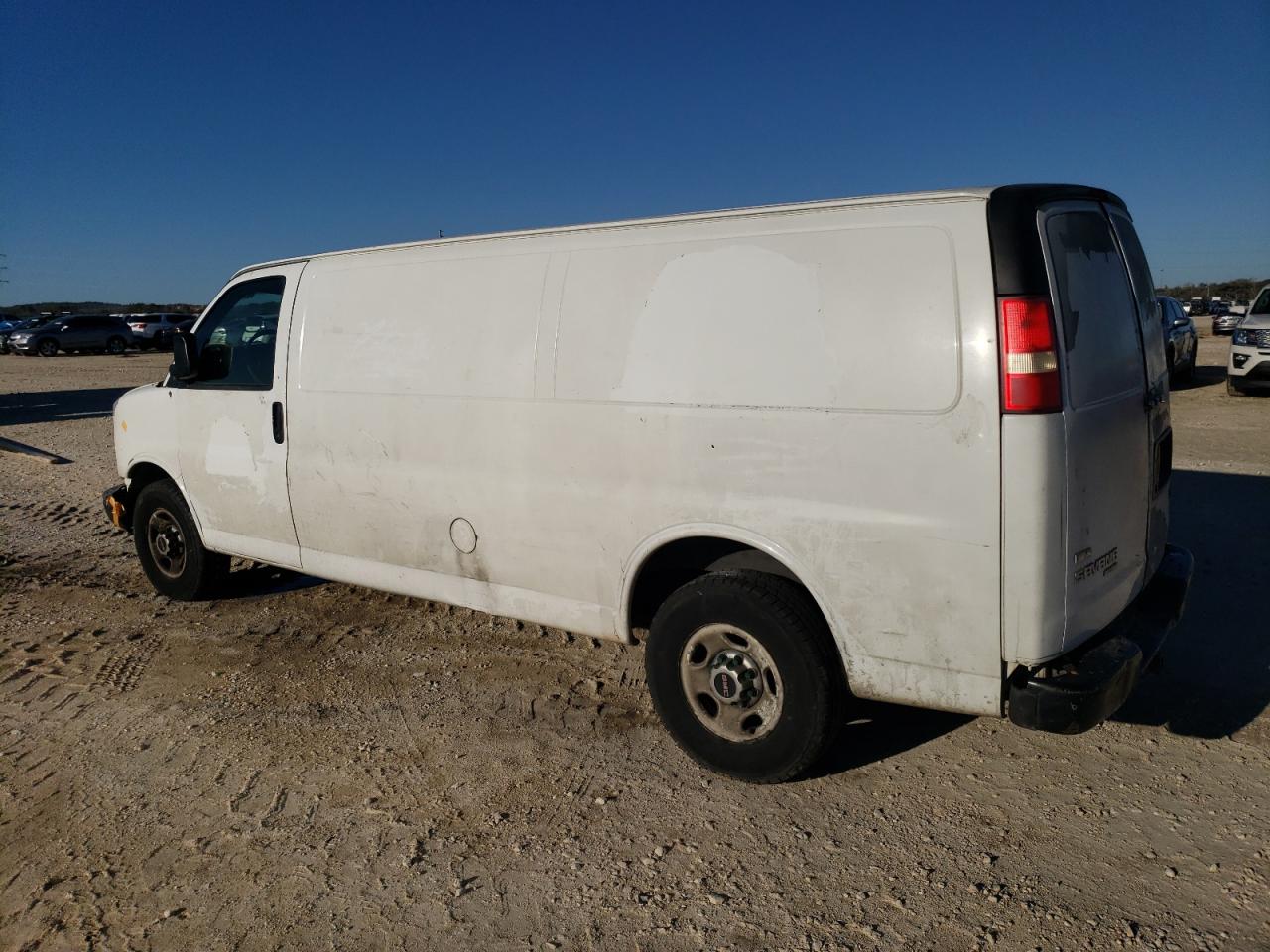 2011 GMC Savana VIN 1GTW7GCA4B1905860 Copart auction photo, front end damage thumbnail 2