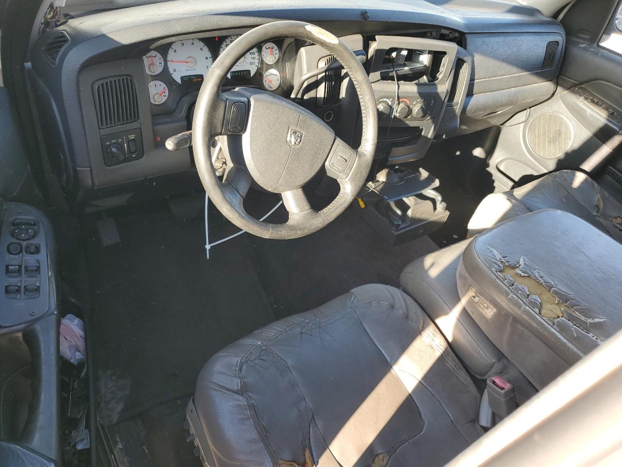 2004 Dodge RAM VIN 1D7HA18N54J133462 Copart auction photo, front end damage thumbnail 8