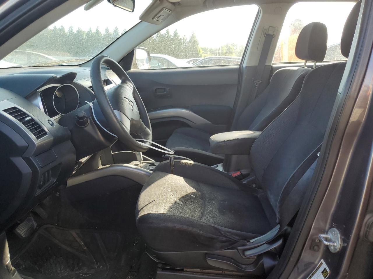 2007 Mitsubishi Outlander VIN JA4MS31X97Z008381 Copart auction photo, side / undercarriage damage thumbnail 7