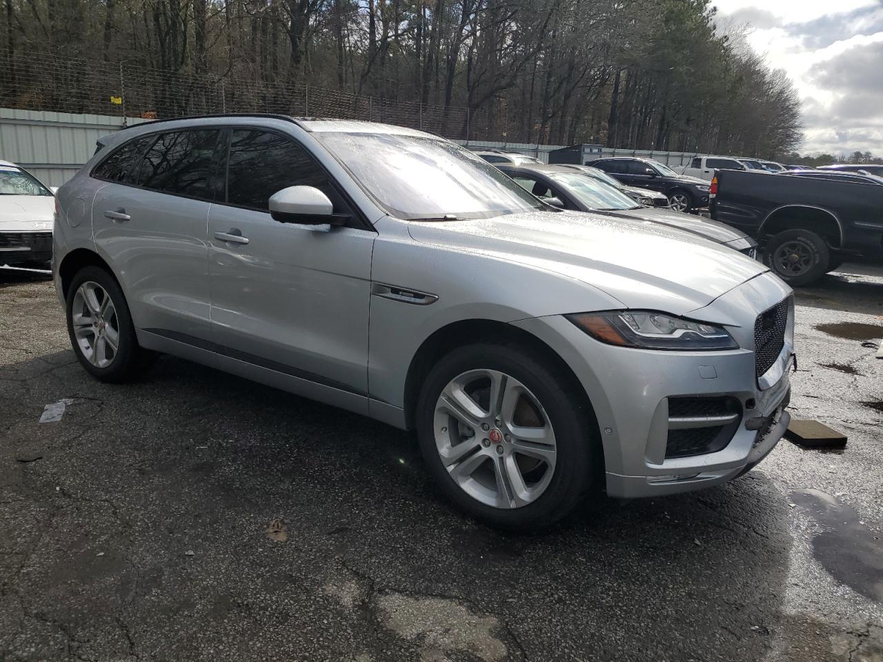 2017 Jaguar F-Pace VIN SADCL2BV1HA060887 Copart auction photo, rear end damage thumbnail 4