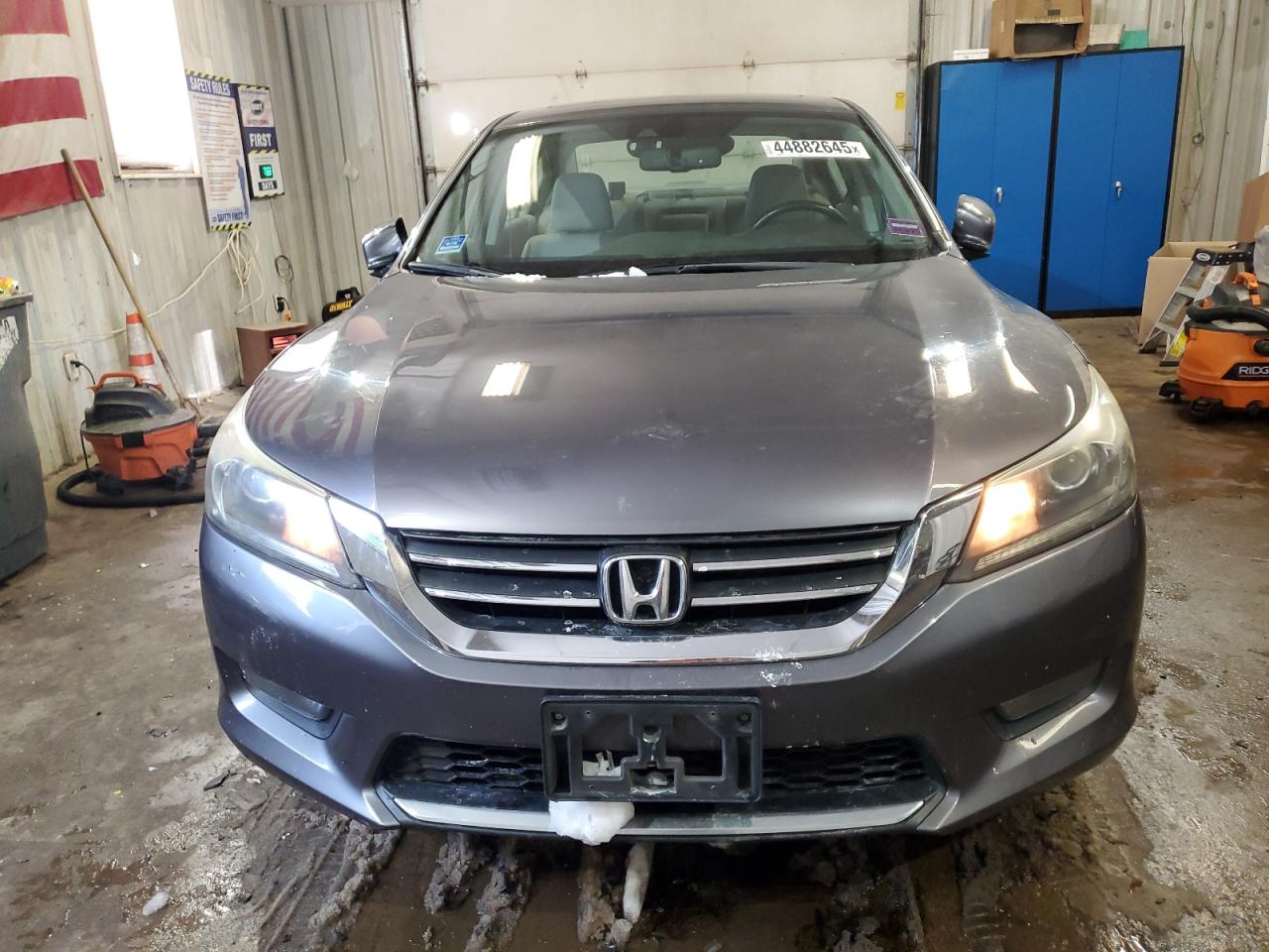 2014 Honda Accord VIN 1HGCR2F81EA175582 Copart auction photo, rear end / minor dent/scratches damage thumbnail 5