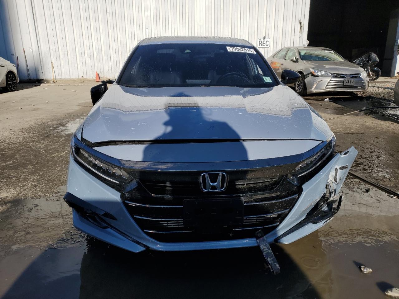 2022 Honda Accord VIN 1HGCV1F33NA083903 Copart auction photo, side / front end damage thumbnail 5