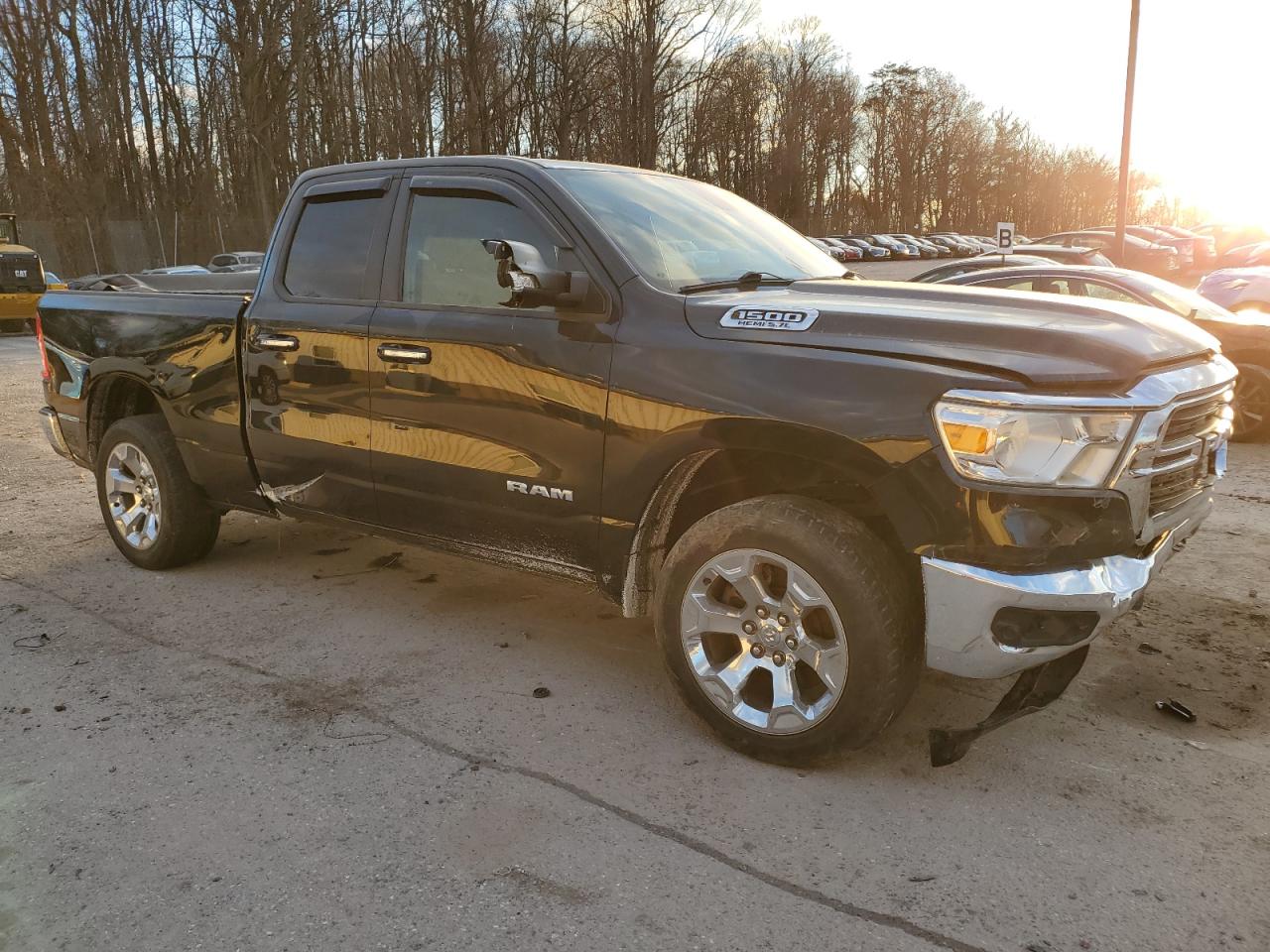 2019 RAM 1500 VIN 1C6SRFBTXKN530224 Copart auction photo, front end / side damage thumbnail 4