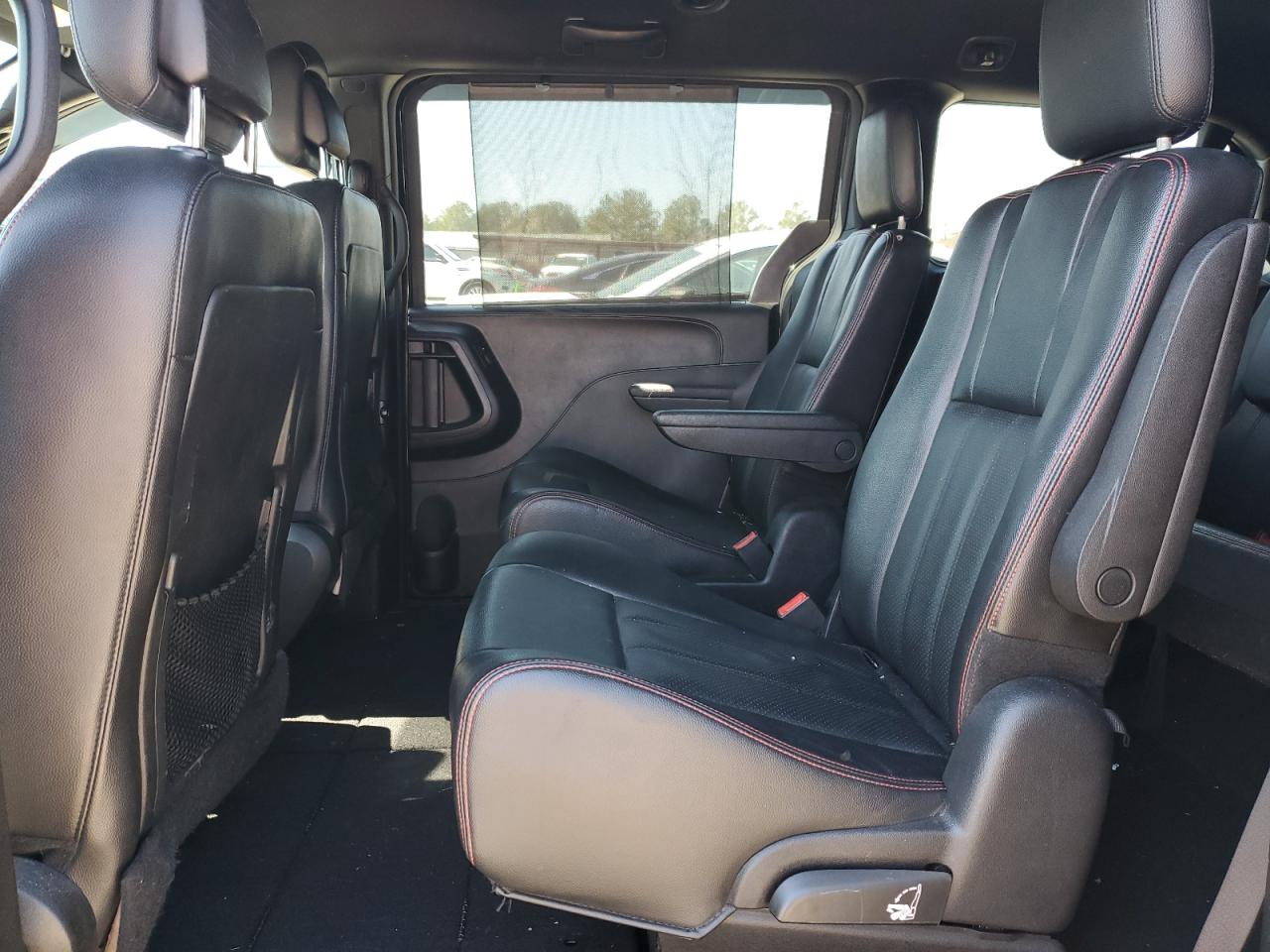 2019 Dodge Caravan VIN 2C4RDGEG8KR617911 Copart auction photo, rear end / side damage thumbnail 11
