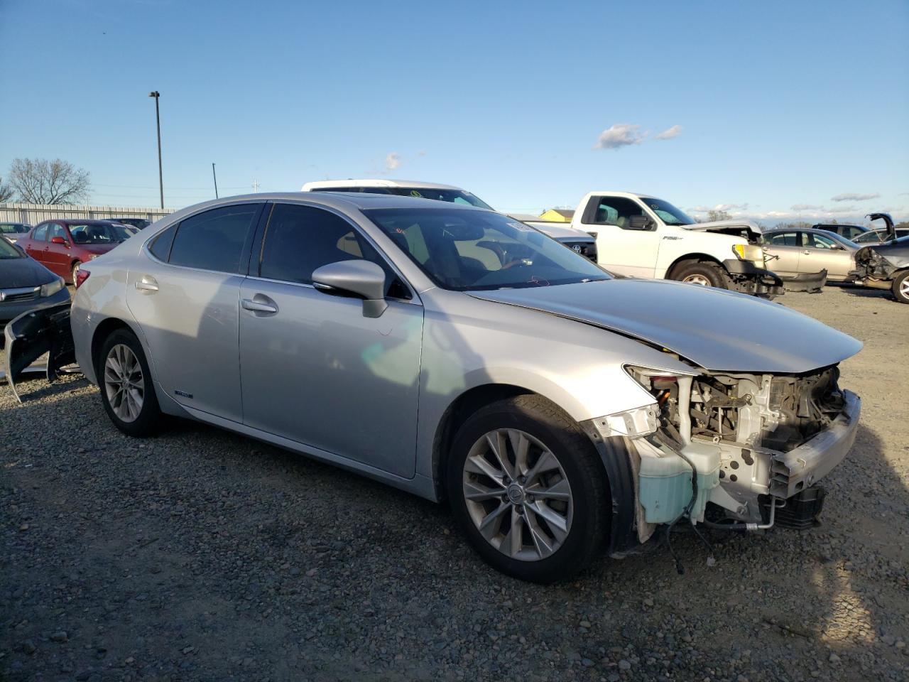 2015 Lexus ES VIN JTHBW1GG9F2096805 Copart auction photo, front end / side damage thumbnail 4