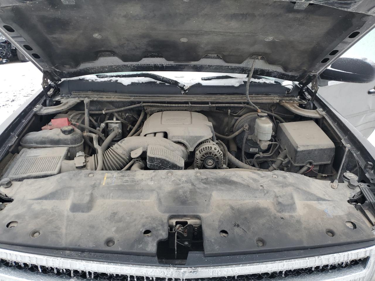 2011 Chevrolet Silverado VIN 1GCPKSE3XBF127586 Copart auction photo, all over damage thumbnail 11