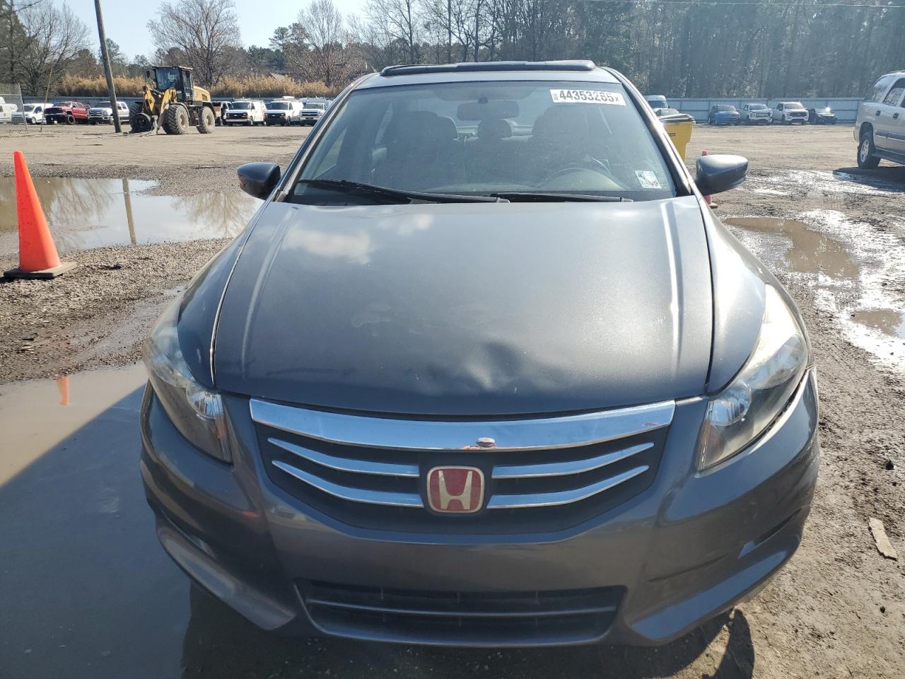 2011 Honda Accord VIN 1HGCP2F88BA074573 Copart auction photo, minor dent/scratches damage thumbnail 5