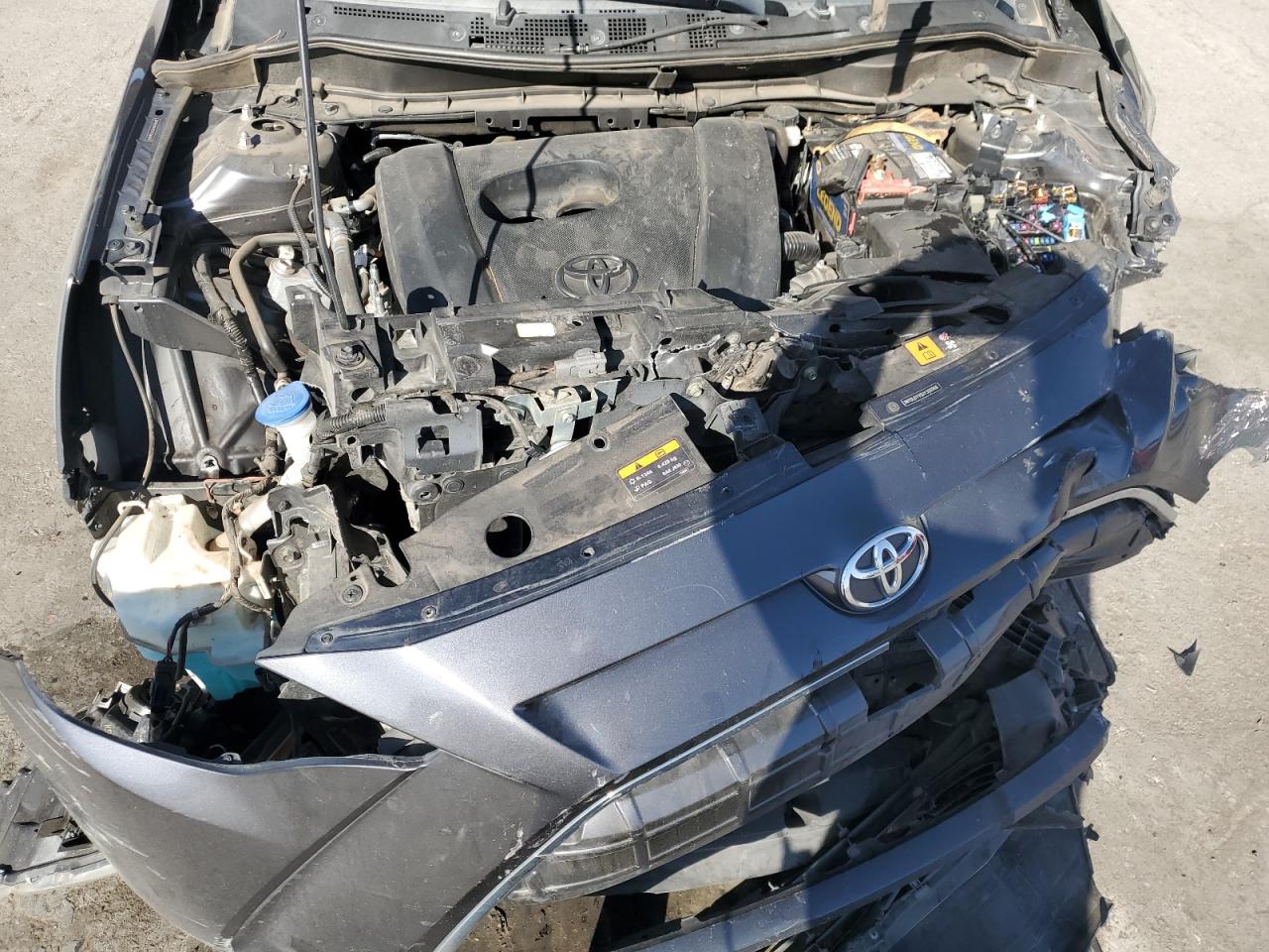2018 Toyota Yaris VIN 3MYDLBYV9JY306966 Copart auction photo, front end damage thumbnail 11