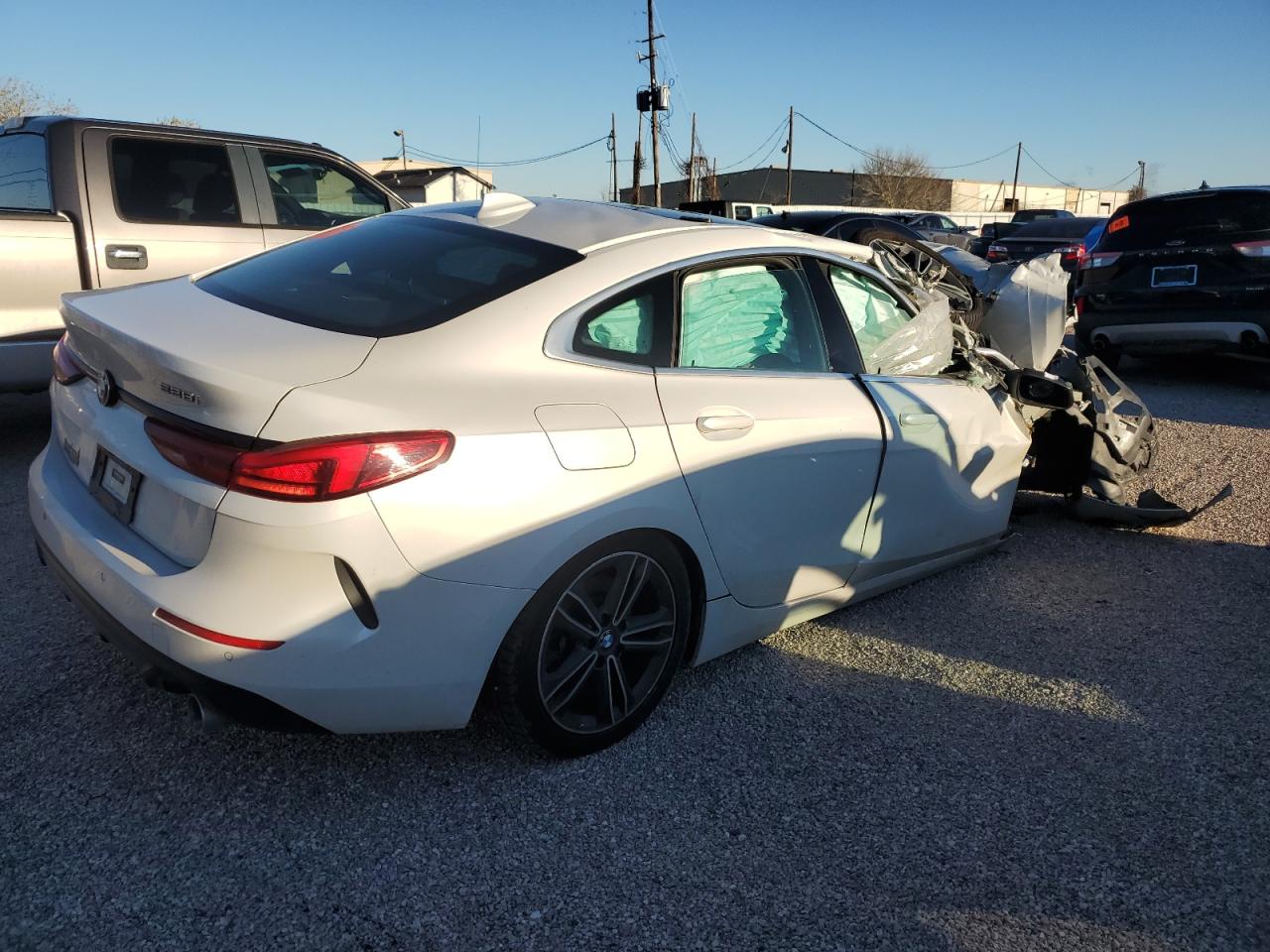 2022 BMW 2er VIN WBA53AK09N7K84062 Copart auction photo, front end / rollover damage thumbnail 3